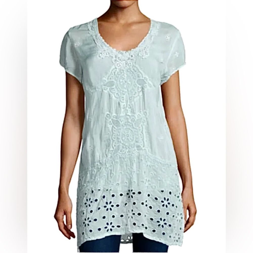 Johnny Was Kelso Eyelet Tunic Womens Sz S Short Sleeve Long Top in Arctic Mist